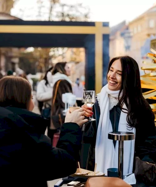 Festandevent advent zagreb fooling around